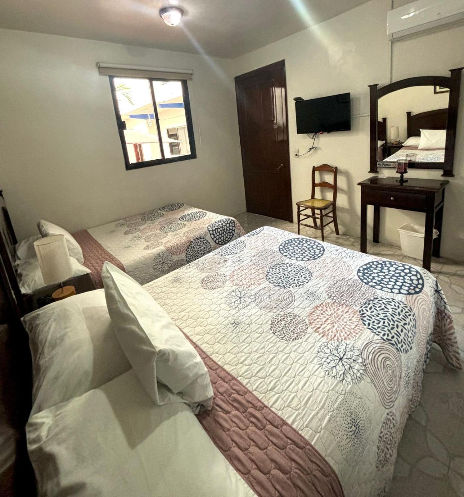 Hotel Casa Blanca By Rotamundos Tlacotalpan Bagian luar foto